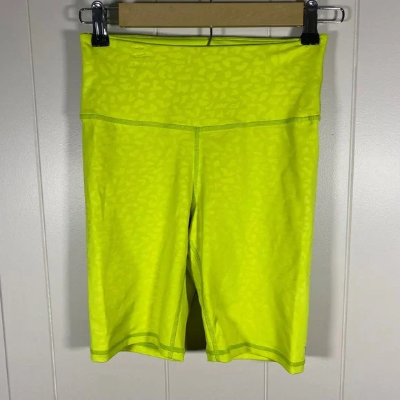 NWT IVL COLLECTIVE  High Waist Hydrasculpt Bike Shorts Neon Lime Womens 6 - Picture 2 of 9